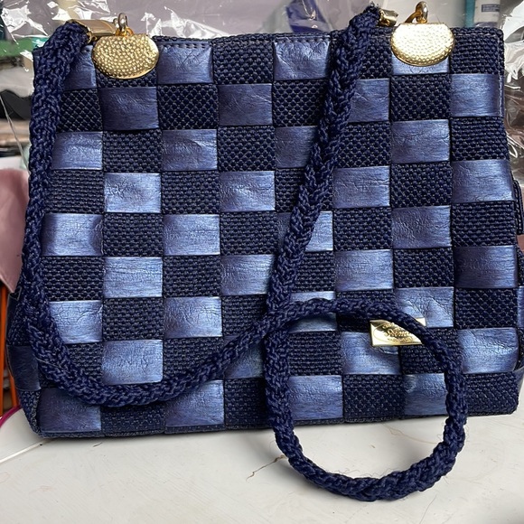Alma Handbags - Beautiful blue purse with basket weave pattern and golden hardware